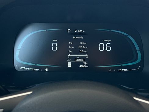 Used 2023 Hyundai Palisade SE image 35