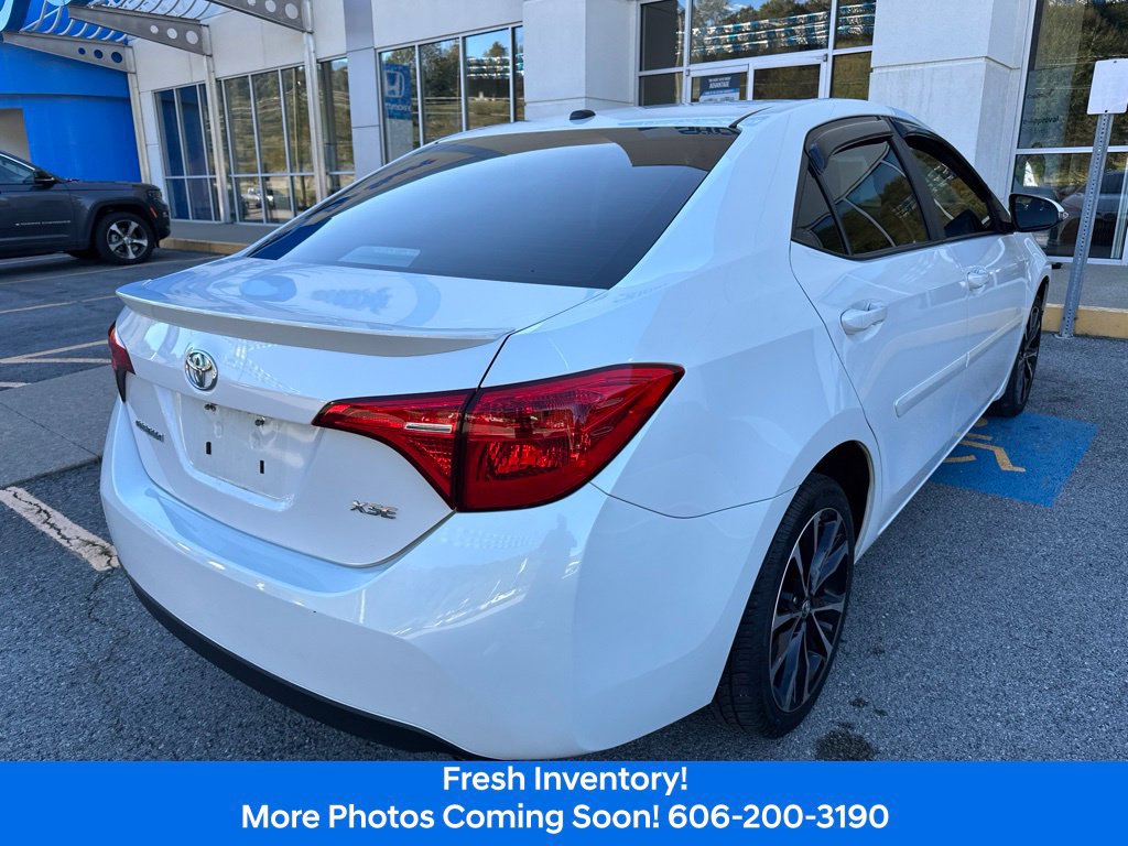 Used 2018 Toyota Corolla XSE FWD image 5