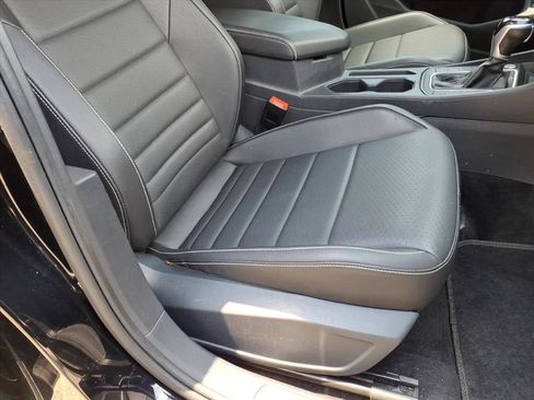 Used 2024 Volkswagen Jetta SE FWD image 27