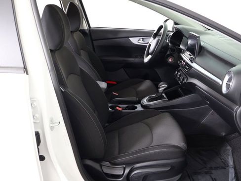 Used 2024 Kia Forte LXS w/ LXS Technology Package FWD image 28