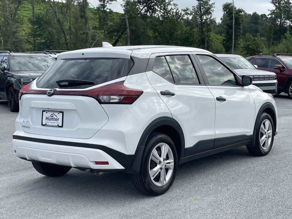 Used 2024 Nissan Kicks S FWD image 28