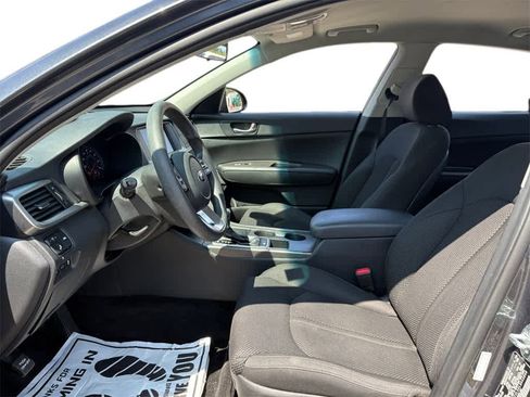 Used 2020 Kia Optima LX image 11
