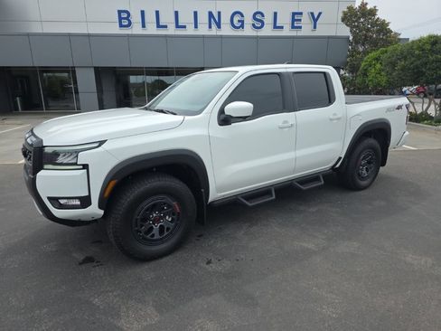 Used 2026 Nissan Frontier PRO-4X w/ Pro-4x Convenience Package AWD/4WD image 1
