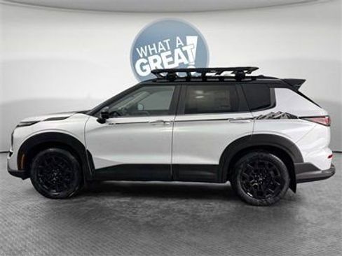 New 2026 Mitsubishi Outlander AWD image 7