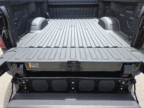 New 2026 GMC Sierra 3500 Denali w/ Denali Reserve Package AWD/4WD image 23