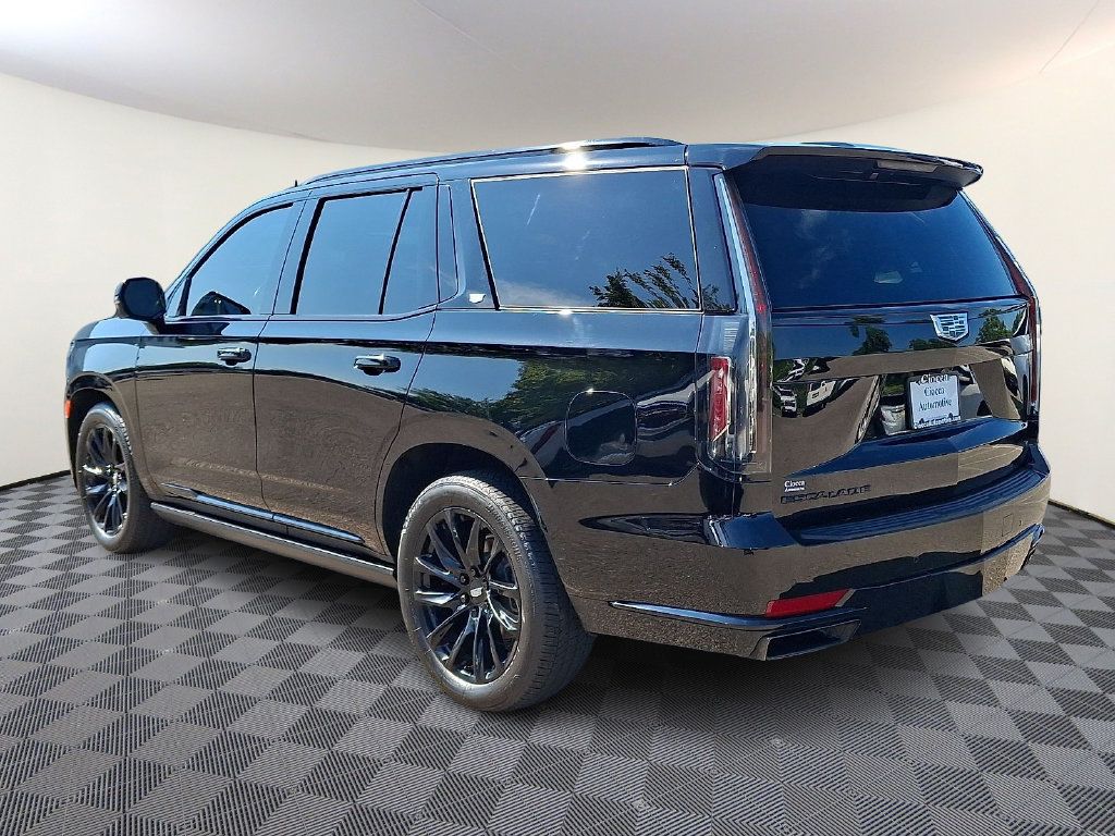 Used 2023 Cadillac Escalade Sport Platinum w/ LPO, ONYX Package AWD/4WD image 6