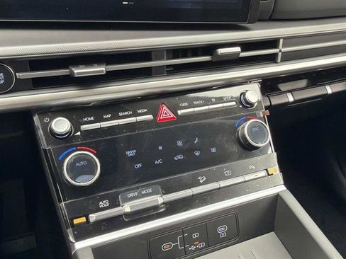New 2026 Hyundai Santa Fe SE FWD image 25