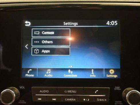 Used 2024 Nissan Frontier SV AWD/4WD image 16