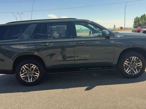 Used 2026 Chevrolet Tahoe Z71 AWD/4WD image 9