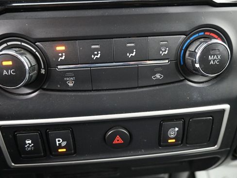 Used 2021 Nissan Titan S w/ S Utility Package image 14