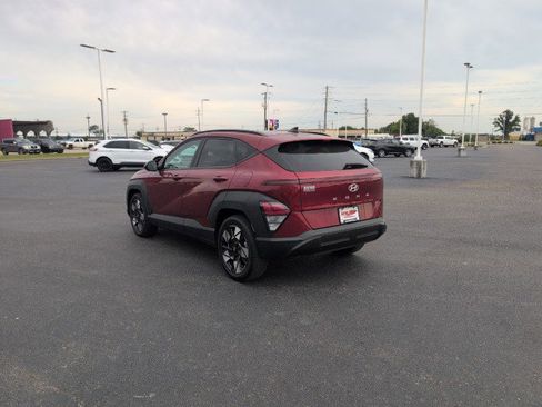Used 2024 Hyundai Kona SEL FWD image 5