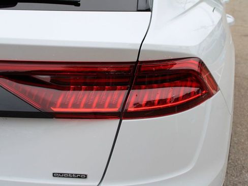 Used 2019 Audi Q8 Premium Plus AWD/4WD image 11