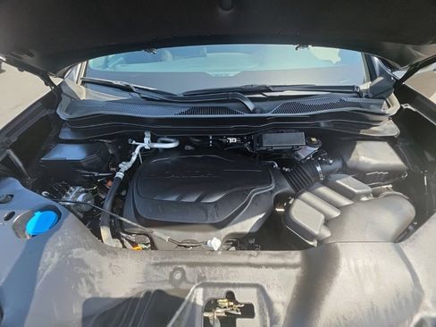 Certified 2025 Honda Passport TrailSport image 12