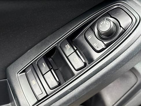 Used 2018 Subaru Impreza 2.0i image 12