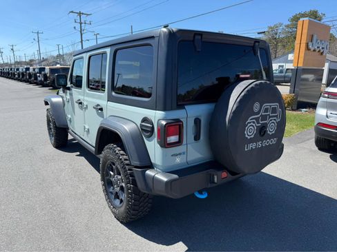 Used 2023 Jeep Wrangler Unlimited w/ 8.4" Radio Group AWD/4WD image 6