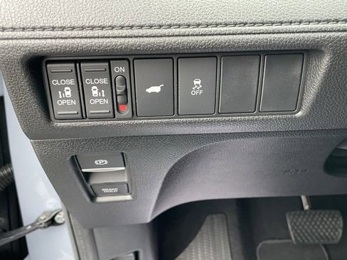 Certified 2025 Honda Odyssey Sport-L image 26