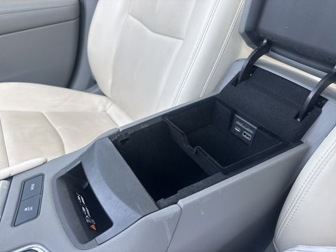 Used 2024 Cadillac XT6 Premium Luxury w/ Technology Package image 30