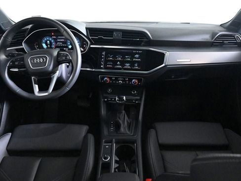 Certified 2025 Audi Q3 2.0T Premium w/ Convenience Package AWD/4WD image 9