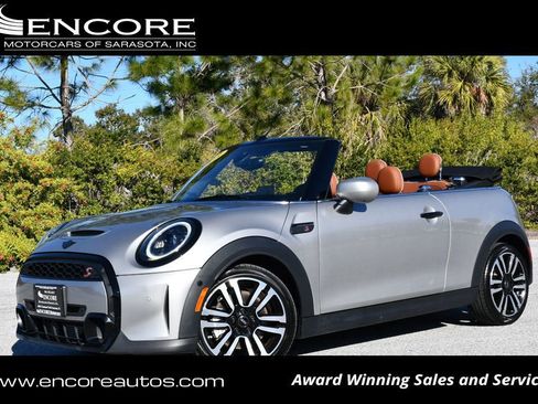 Used 2023 MINI Cooper S image 1