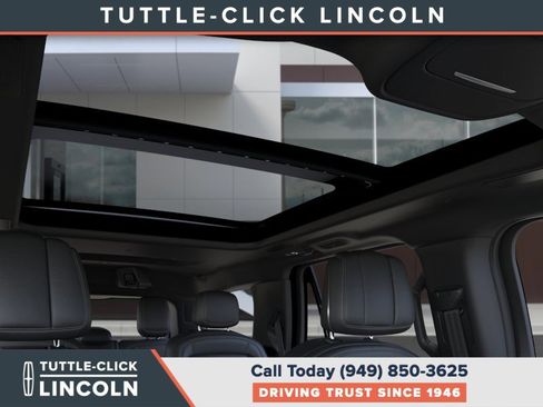 New 2026 Lincoln Navigator Reserve AWD/4WD image 22