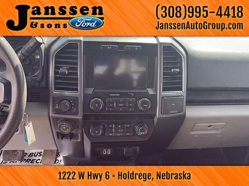 Used 2019 Ford F150 XLT w/ Max Trailer Tow Package image 12