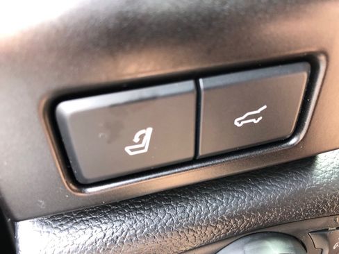 Used 2020 Ford Expedition Max Limited w/ Equipment Group 301A AWD/4WD image 39