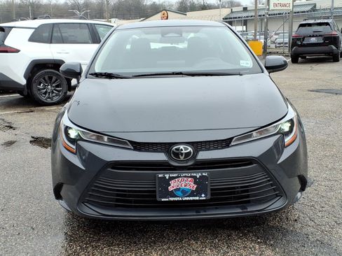 Certified 2023 Toyota Corolla LE image 2