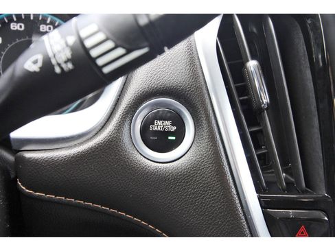 Used 2019 Chevrolet Traverse LS FWD image 23