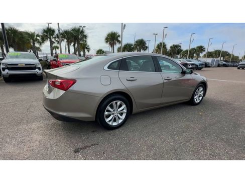 Certified 2024 Chevrolet Malibu LT image 2