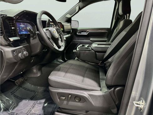 Used 2026 Chevrolet Silverado 1500 LT RWD image 29
