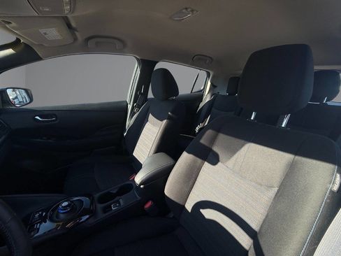 Used 2024 Nissan Leaf SV Plus image 12