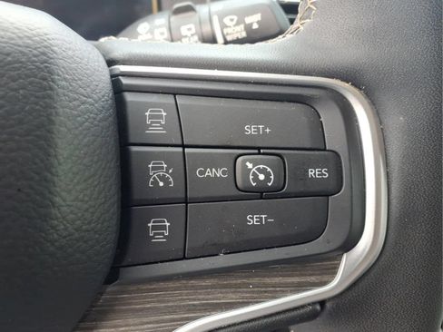 Used 2024 Jeep Wagoneer Series II AWD/4WD image 20