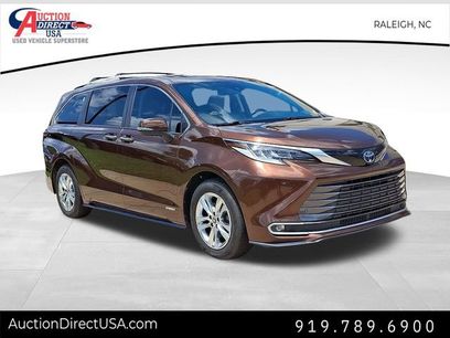 Used 2021 Toyota Sienna Limited