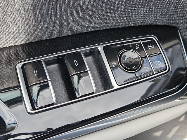 New 2026 Cadillac Escalade ESV Platinum Sport AWD/4WD image 12