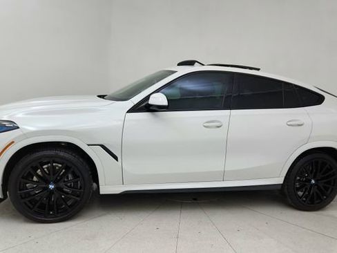 Used 2026 BMW X6 xDrive40i image 3