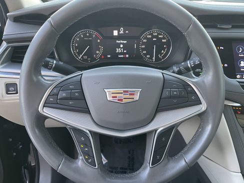 Used 2020 Cadillac XT5 Premium Luxury image 26