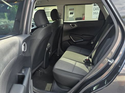 Used 2020 Kia Soul S image 28