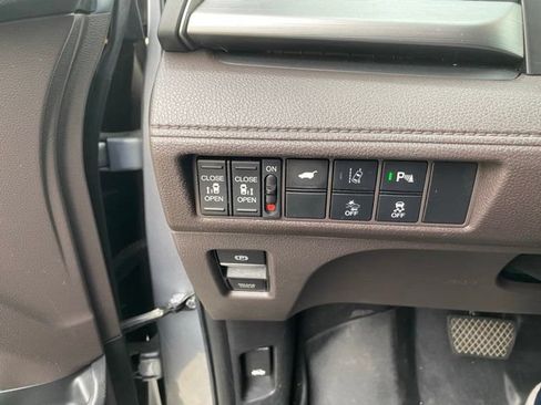 Used 2020 Honda Odyssey Touring image 21