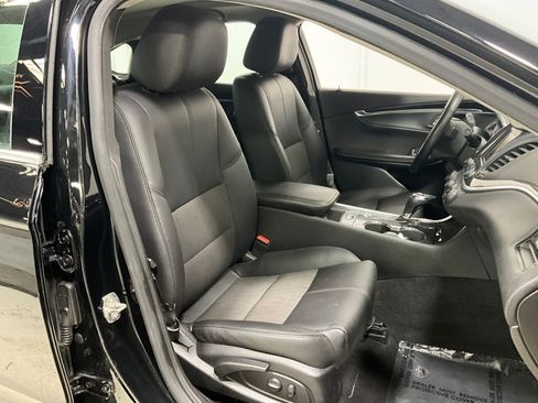 Used 2019 Chevrolet Impala LT image 7