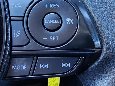 Used 2019 Toyota RAV4 LE image 22