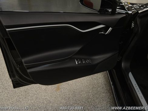 Used 2019 Tesla Model S Performance image 33