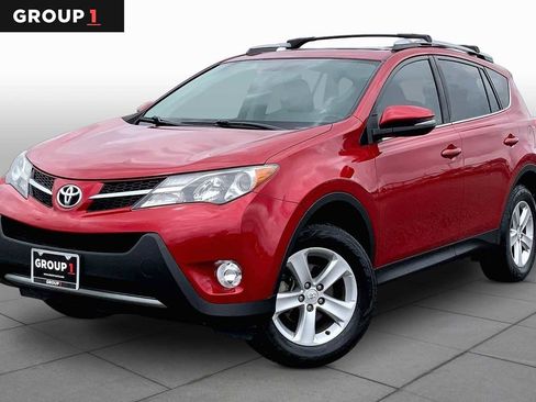 Used 2013 Toyota RAV4 XLE image 1