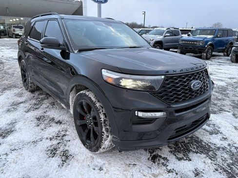 Used 2023 Ford Explorer ST w/ Equipment Group 401A image 9