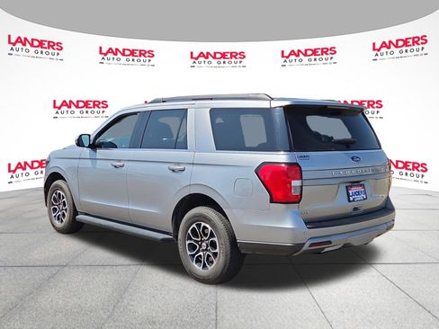 Certified 2024 Ford Expedition XLT RWD image 5