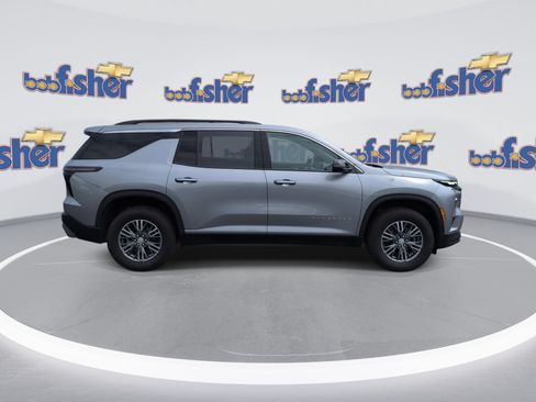 Certified 2024 Chevrolet Traverse LT w/ Trailering Package AWD/4WD image 9