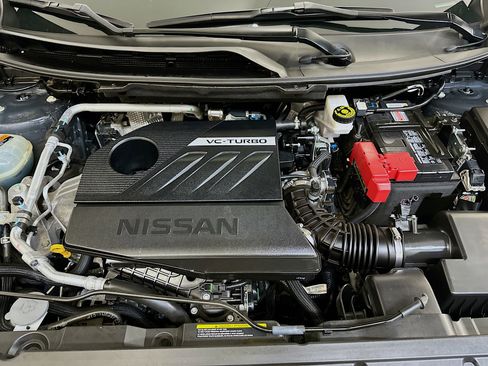 Used 2023 Nissan Rogue SL AWD/4WD image 35