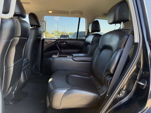 Used 2023 Nissan Armada SL w/ Captain's Chairs Package image 28
