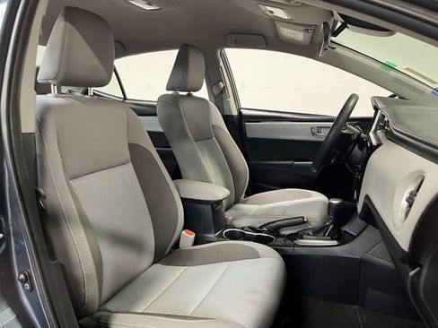 Used 2017 Toyota Corolla LE w/ Carpet Mat Package (TMS) FWD image 10