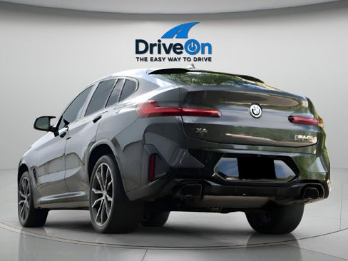 Used 2022 BMW X4 M40i w/ Premium Package AWD/4WD image 5