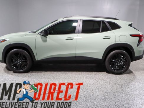 Used 2025 Chevrolet Trax ACTIV w/ Driver Confidence Package image 10